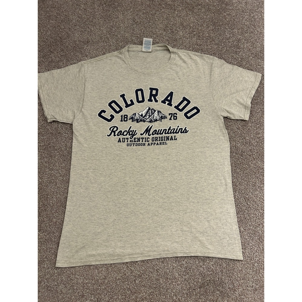 Colorado Rocky Mountains T-Shirt Adult Medium Gray Excellent Graphic Tee